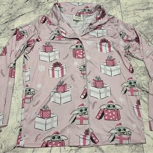 Women’s Star Wars Pink Christmas Pajama Set with Baby Yoda (Grogu)